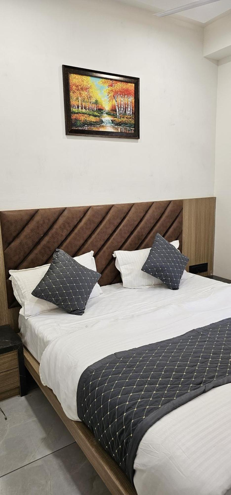 Hotel Allen Ahmedabad Exterior photo